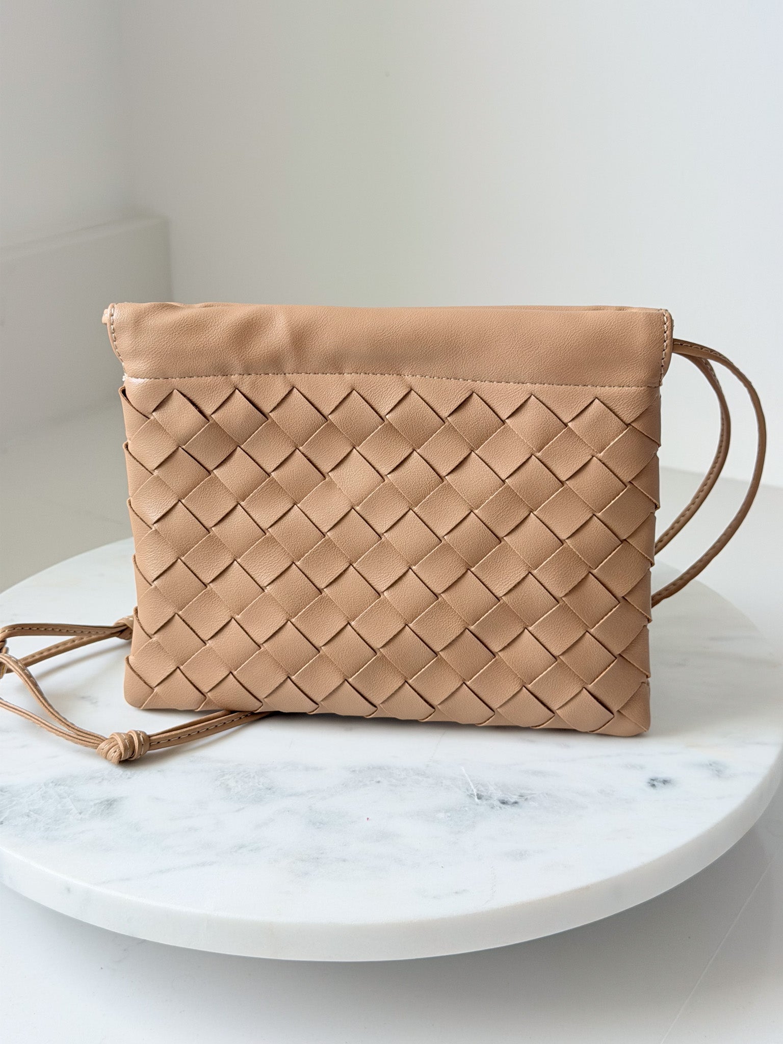 Take It Everywhere Crossbody | Tan