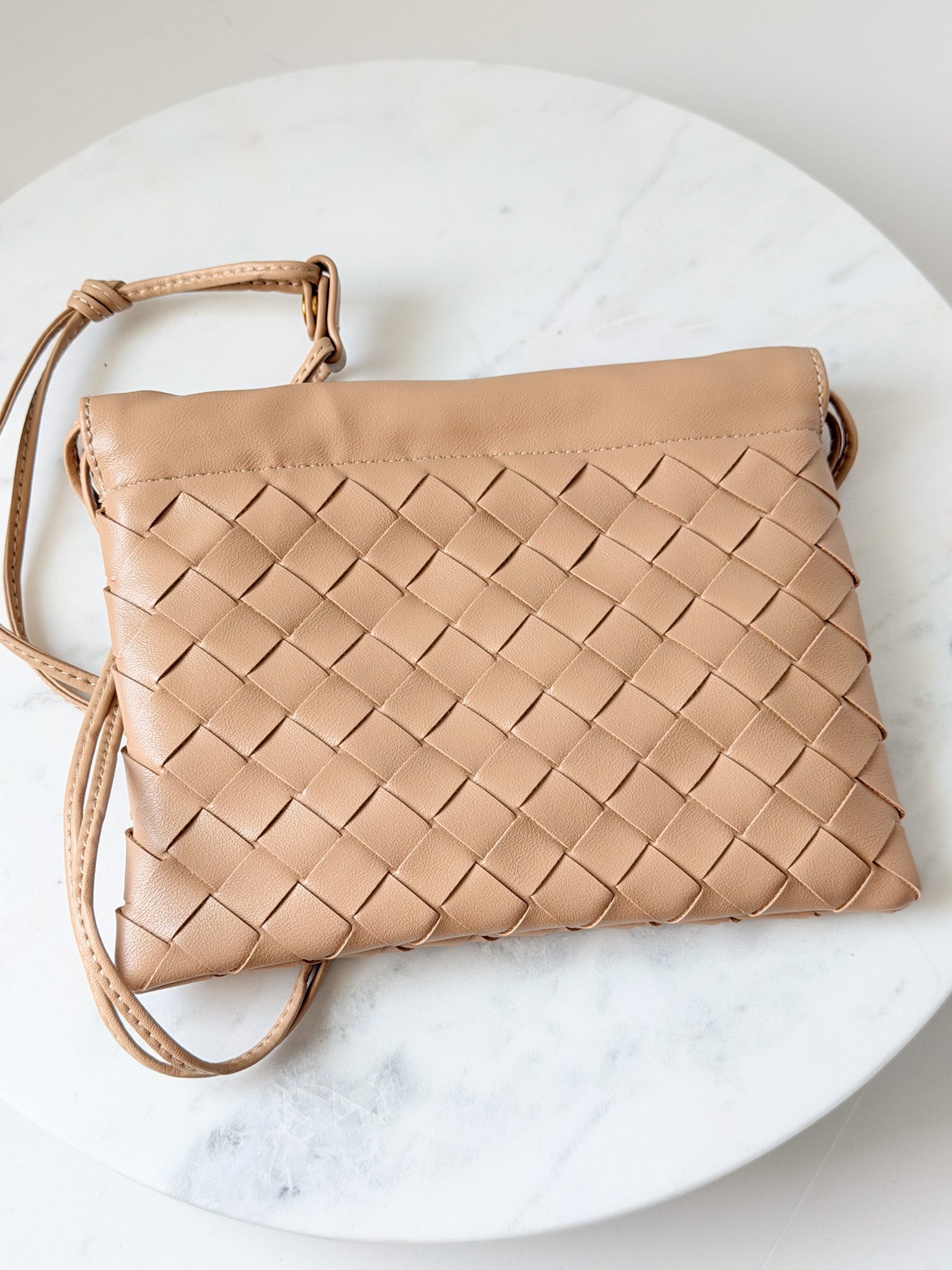 Take It Everywhere Crossbody | Tan