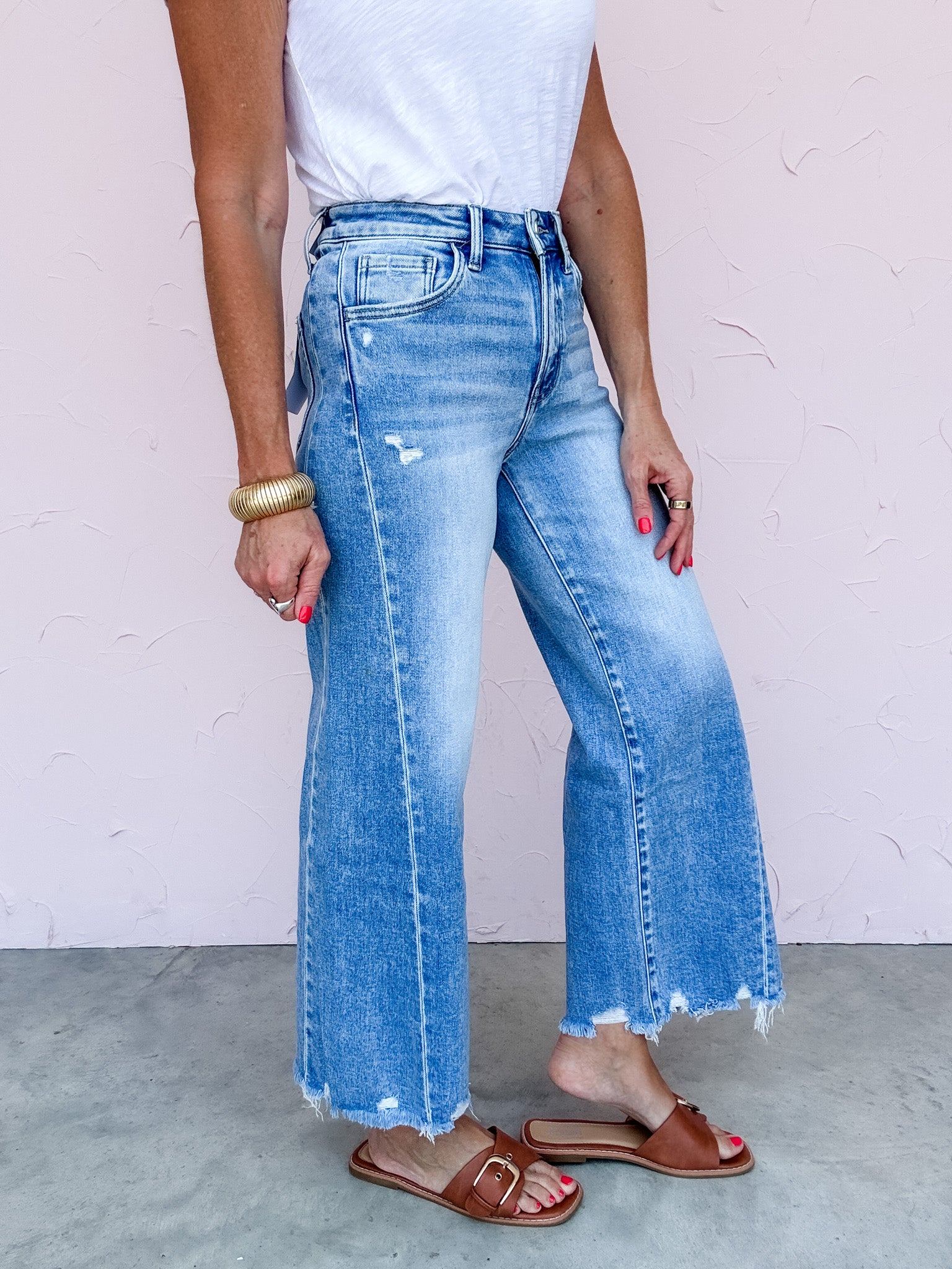 Everyday Escape Wide Leg Jeans