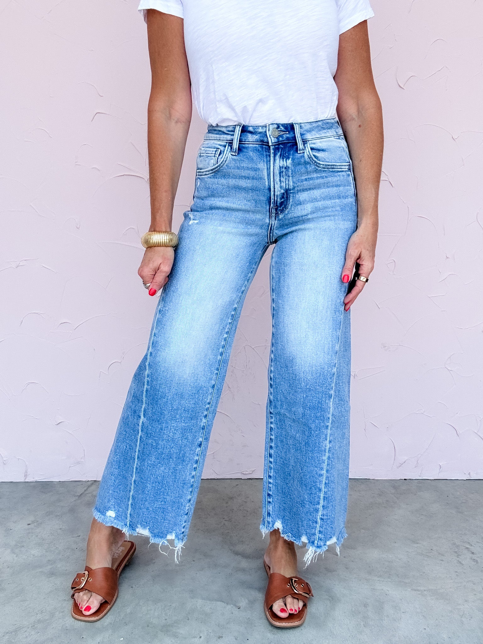 Everyday Escape Wide Leg Jeans