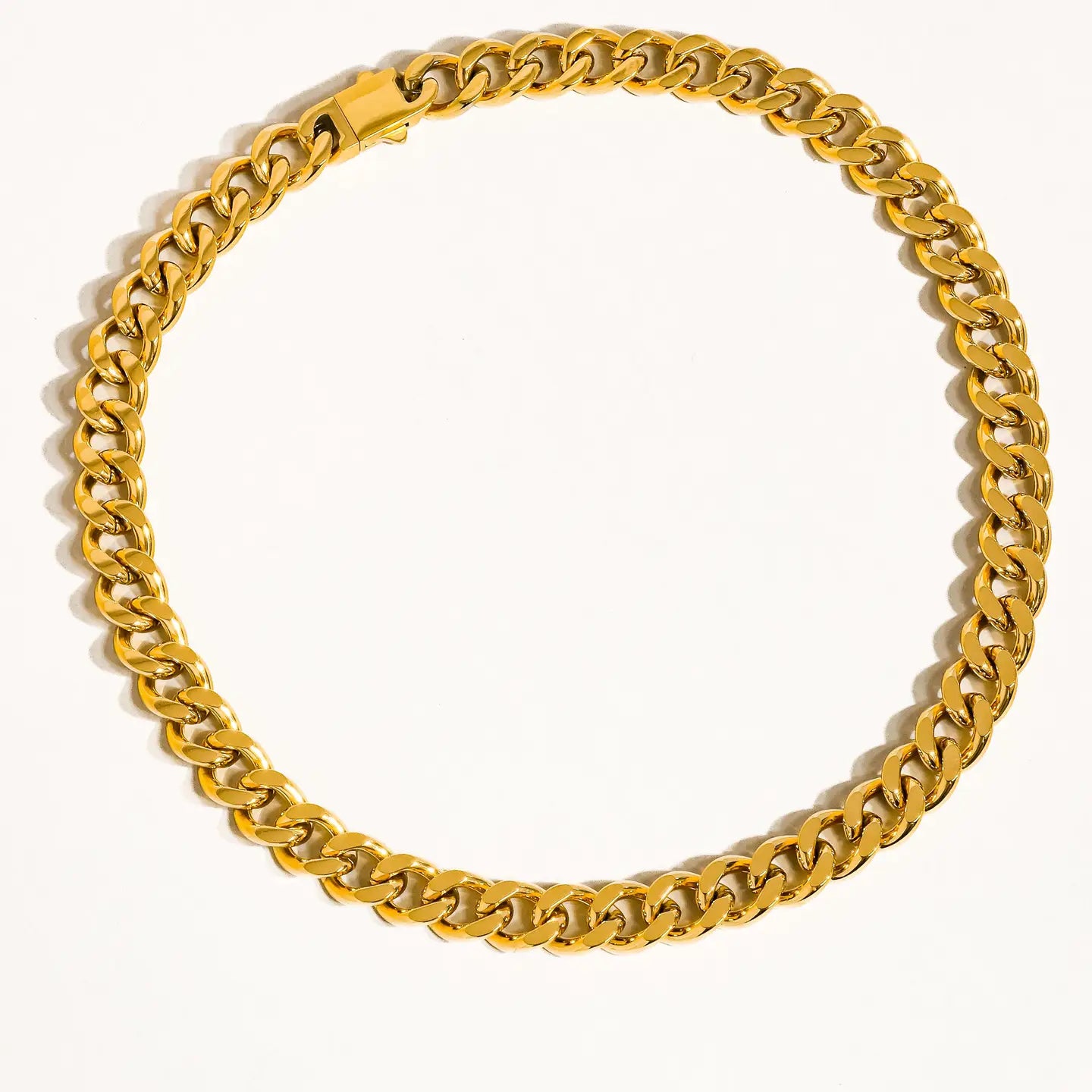 Willa Bold Chain Necklace